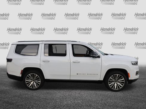 Used 2023 Jeep Grand Wagoneer Series III image 10