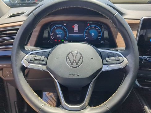 Used 2024 Volkswagen Atlas SE FWD image 30