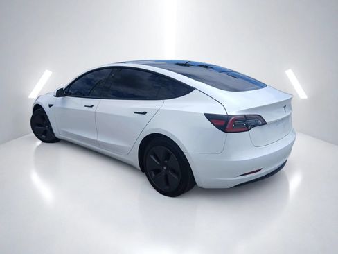 Used 2023 Tesla Model 3 Standard Range RWD image 4