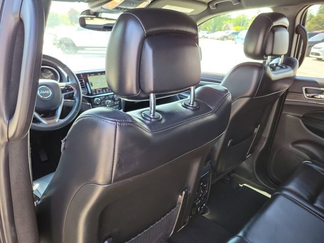 Used 2019 Jeep Grand Cherokee Limited AWD/4WD image 25