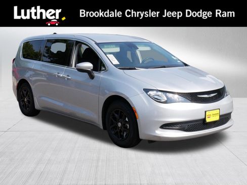 Used 2023 Chrysler Voyager LX FWD image 1