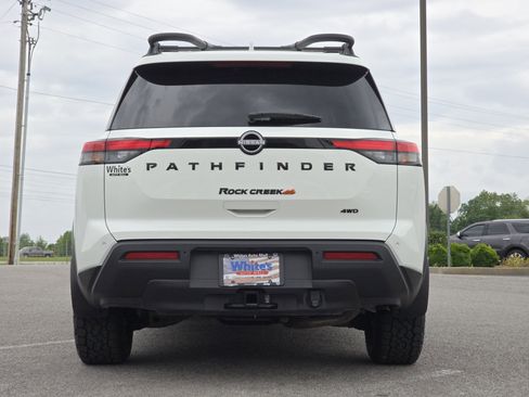 Used 2025 Nissan Pathfinder Rock Creek AWD/4WD image 16