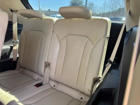 Used 2017 Audi Q7 3.0T Premium image 30