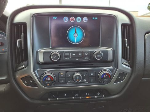 Used 2018 Chevrolet Silverado 1500 LT w/ All Star Edition AWD/4WD image 27