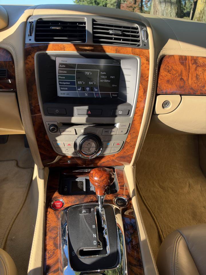 Used 2008 Jaguar XK Coupe RWD image 13
