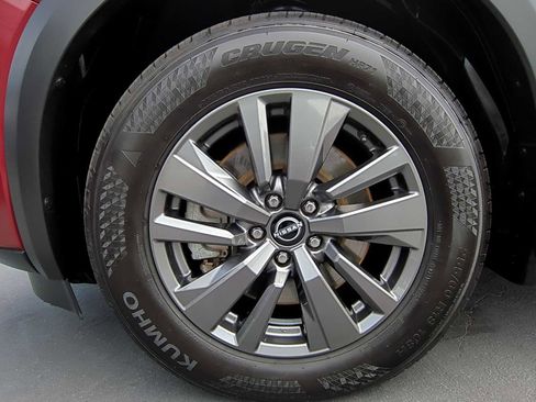 Used 2022 Nissan Pathfinder SV FWD image 28