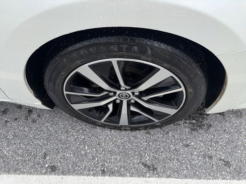 Used 2021 Nissan Maxima 3.5 SV w/ Floor Mat Group image 12