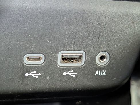 Used 2022 Chevrolet TrailBlazer LS image 29