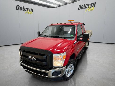 Used 2012 Ford F350 XLT w/ Snow Plow Prep Pkg AWD/4WD image 2