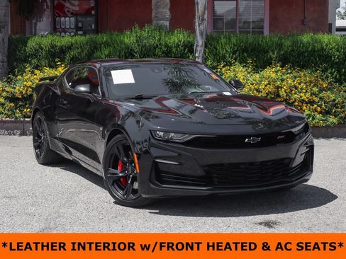 Used 2020 Chevrolet Camaro SS RWD image 2