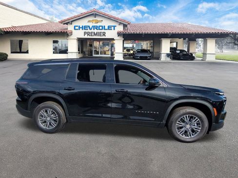 New 2026 Chevrolet Traverse LT image 9