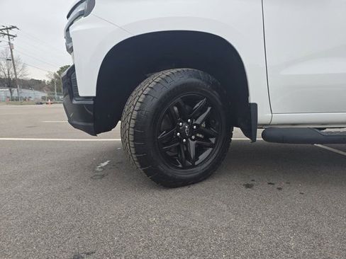 Used 2021 Chevrolet Silverado 1500 LT Trail Boss w/ Convenience Package II image 30