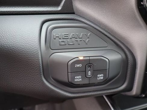 New 2026 RAM 3500 Laramie AWD/4WD image 26