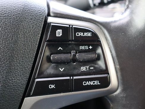 Used 2017 Hyundai Elantra ECO w/ Cargo Package image 30