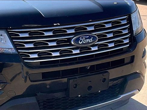 Used 2016 Ford Explorer Limited image 31