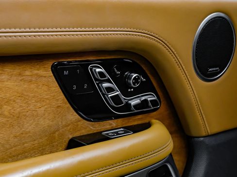 Used 2019 Land Rover Range Rover Long Wheelbase Autobiography AWD/4WD image 54
