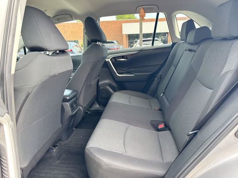 Used 2024 Toyota RAV4 XLE AWD/4WD image 12