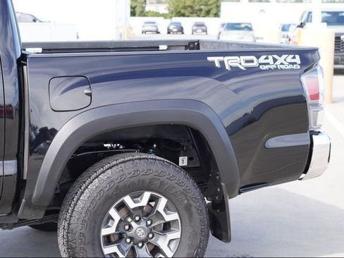 Certified 2023 Toyota Tacoma TRD Off-Road image 10
