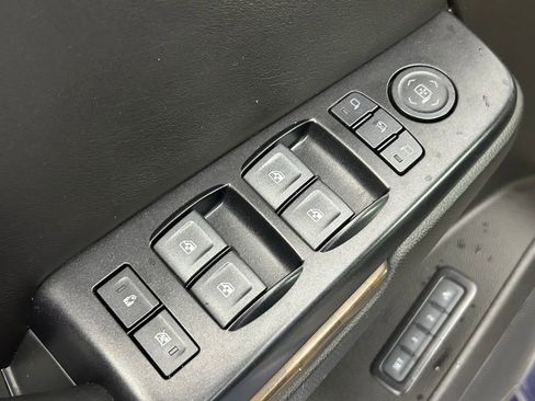 Used 2018 GMC Yukon Denali w/ Open Road Package image 39