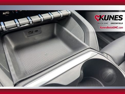 New 2026 GMC Terrain Elevation w/ Elevation Premium Package image 32