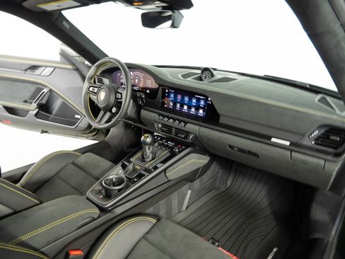 Certified 2026 Porsche 911 GT3 RWD image 20