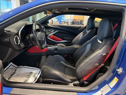 Used 2021 Chevrolet Camaro SS image 13