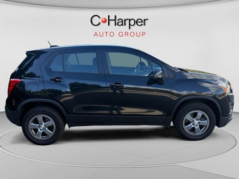 Used 2015 Chevrolet Trax LS AWD/4WD image 2