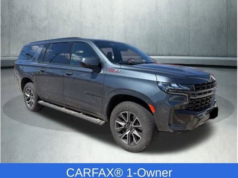 Used 2021 Chevrolet Suburban Z71 image 2