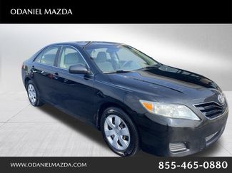 Used 2011 Toyota Camry LE FWD video 1