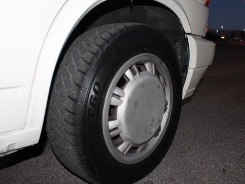 Used 1993 Volkswagen Eurovan MV FWD image 47