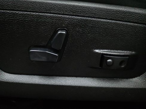 Used 2019 RAM 1500 Big Horn AWD/4WD image 29