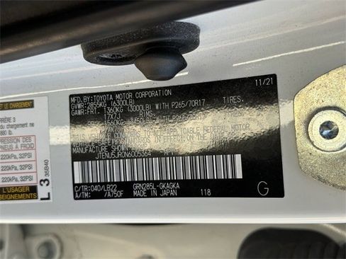 Used 2022 Toyota 4Runner SR5 Premium image 35