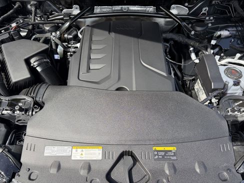 New 2026 Audi Q5 Premium image 26