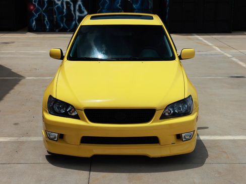 Used 2003 Lexus IS 300 w/ Power & Leather Pkg RWD image 19