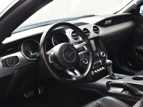 Used 2022 Ford Mustang Premium RWD image 13