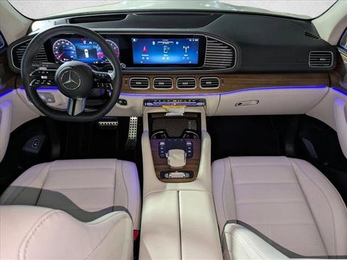 New 2026 Mercedes-Benz GLS 580 GLS 580 image 16