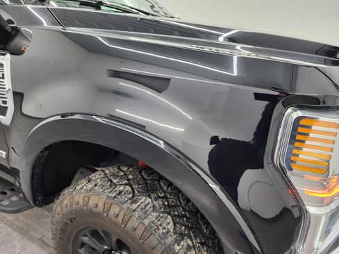 Used 2022 Ford F250 Lariat w/ Tremor Off-Road Package image 25