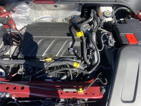 Certified 2024 Chevrolet Trax RS image 28