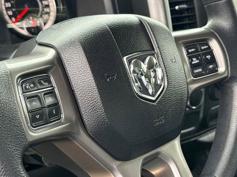 Used 2021 RAM 1500 Classic SLT RWD image 29