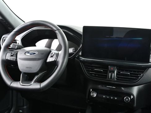 Used 2024 Ford Escape ST-Line w/ Tech Pack #1 AWD/4WD image 8
