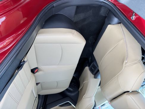 Used 2023 Toyota RAV4 Limited image 16