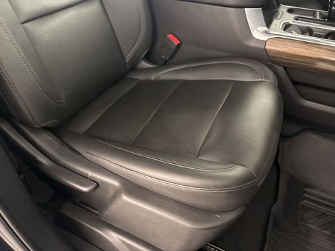 Used 2022 Chevrolet Silverado 1500 LT Trail Boss w/ Convenience Package II image 27