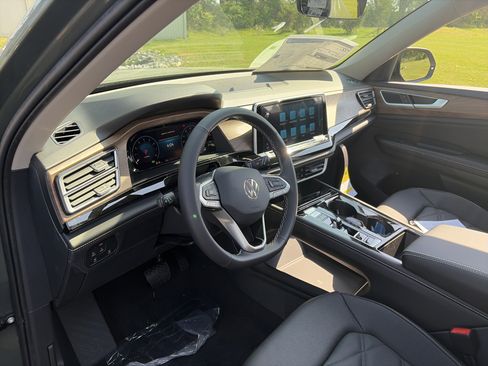 New 2026 Volkswagen Atlas SE AWD/4WD image 14