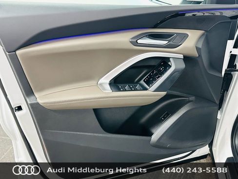 Certified 2025 Audi Q5 Premium w/ Convenience Package image 30