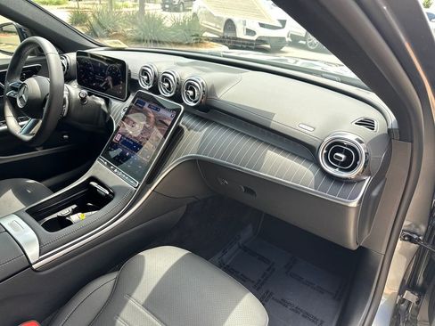 Used 2025 Mercedes-Benz C 300 Sedan image 36