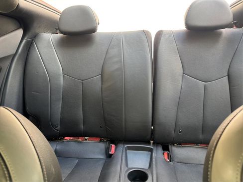 Used 2016 Hyundai Veloster Turbo image 14