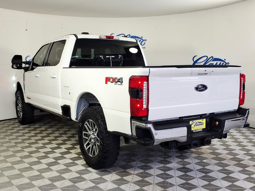 Used 2023 Ford F250 Lariat w/ Lariat Ultimate Package AWD/4WD image 2