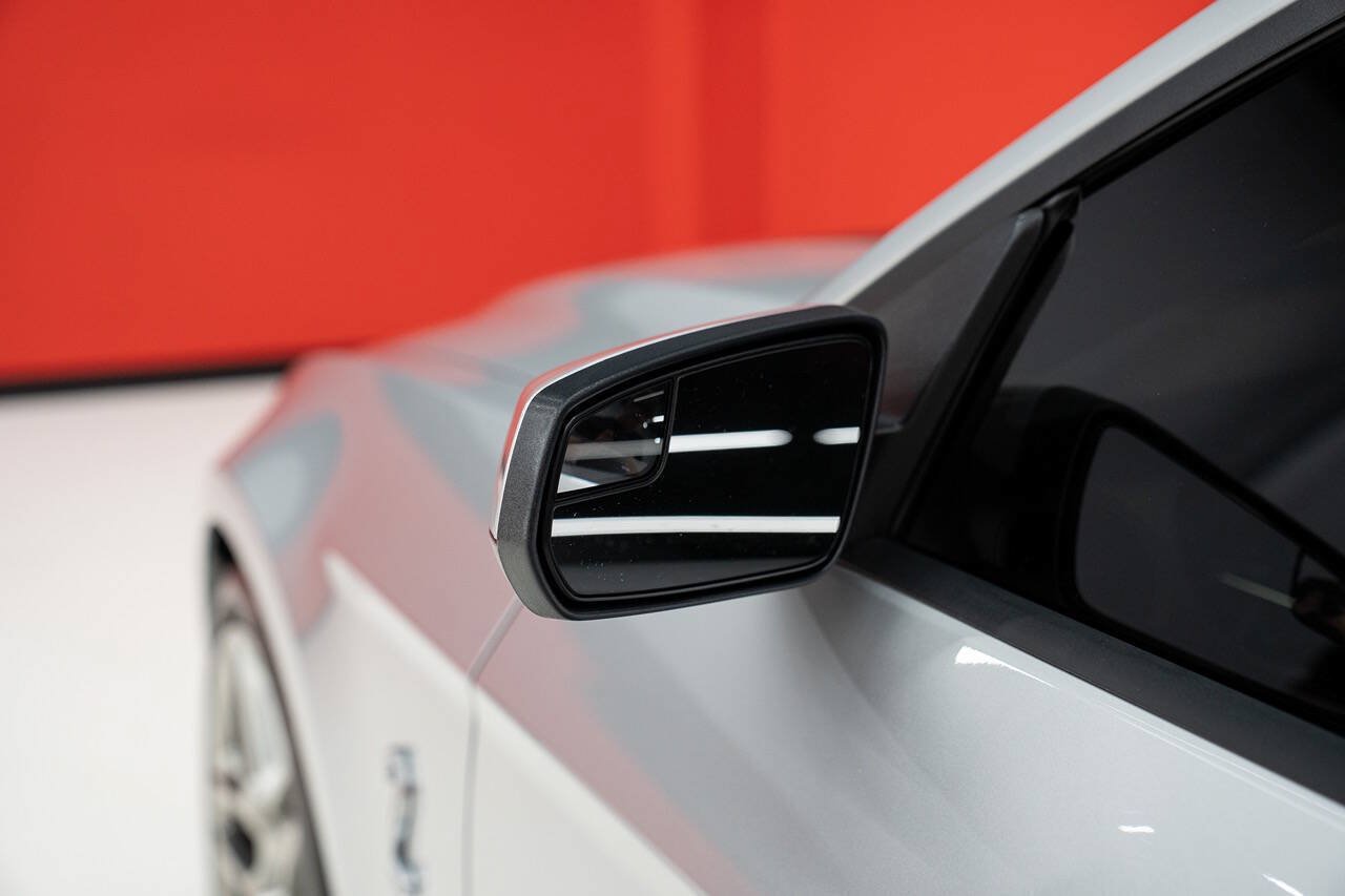 Used 2013 Ford Mustang Shelby GT500 RWD image 38