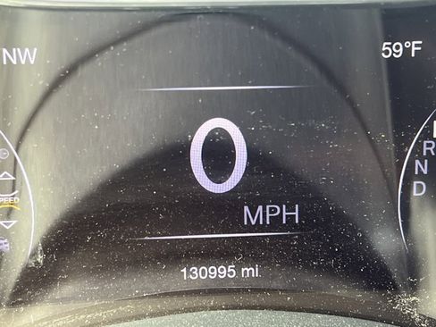 Used 2016 Jeep Grand Cherokee Limited w/ Luxury Group II image 6