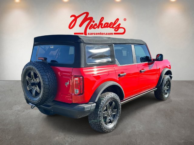 Used 2022 Ford Bronco Black Diamond AWD/4WD image 3